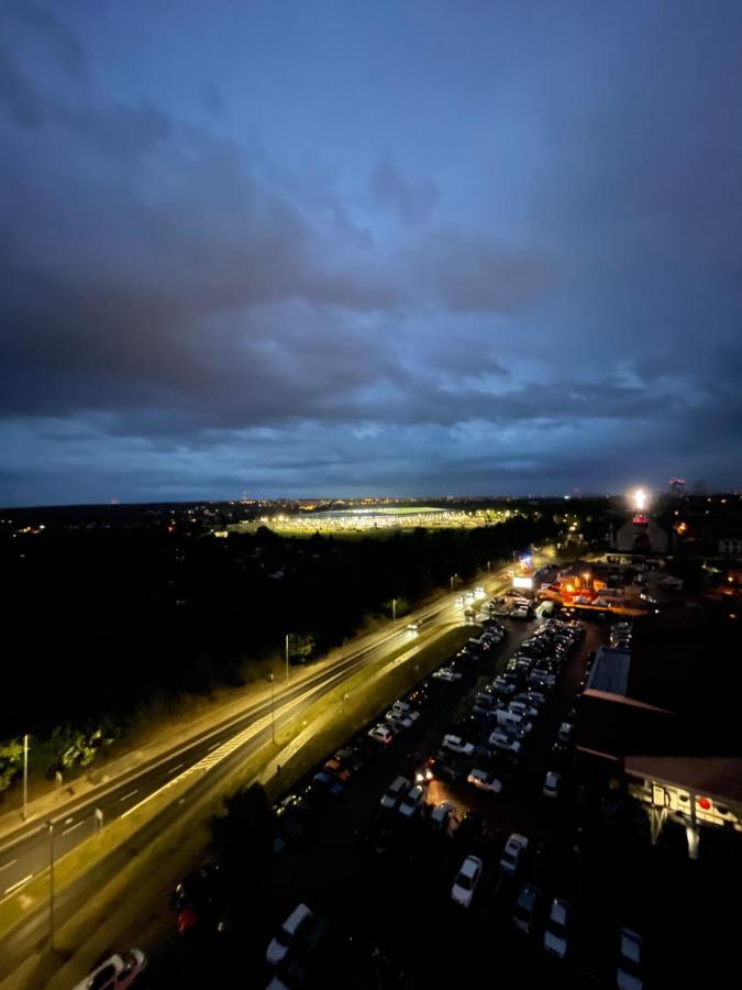 Sky View Apartments - Lm Group Щецин Экстерьер фото